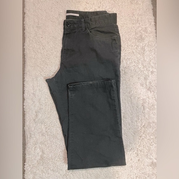 Men's Calvin Klein Pants (32) - Picture 2 of 5
